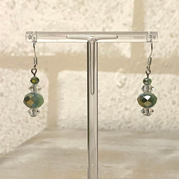 3/$18 Gorgeous Clear & Iridescent Sea Foam Green Faceted Glass Bead Silver Hook - Picture 6 of 8